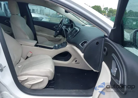 2015 Chrysler 200 Limited z USA, uszkodzony, nr VIN 1C3CCCAB8FN635327